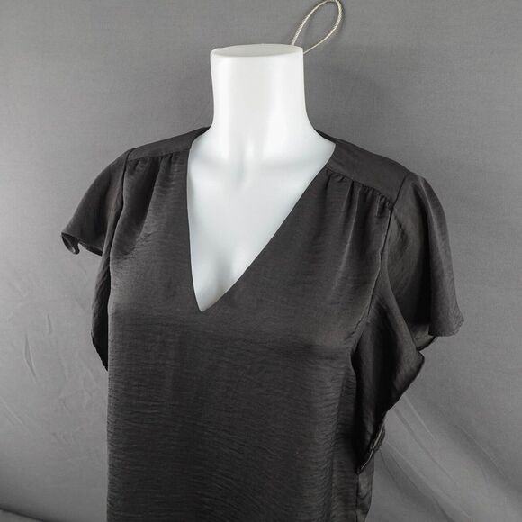 H&M Womens Top 6 Black Sheer Flowy Minimalist Shell Capsule Flutter Y2K Retro - Picture 3 of 11